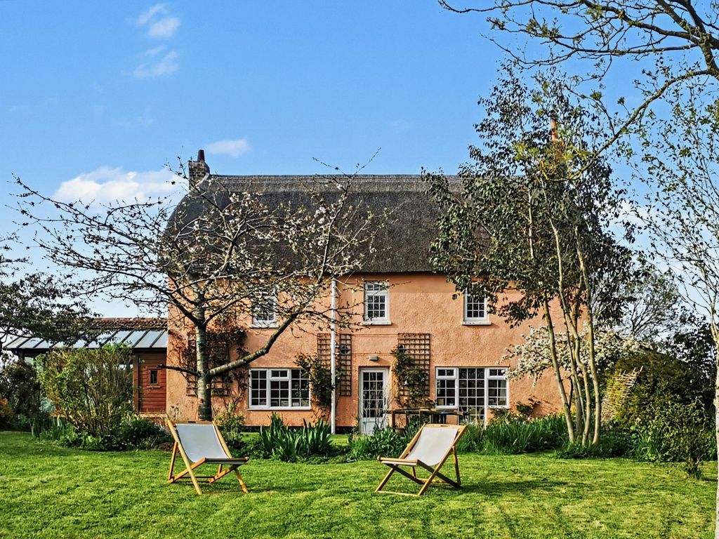 Property photo 1 of 27 Steers Cottage