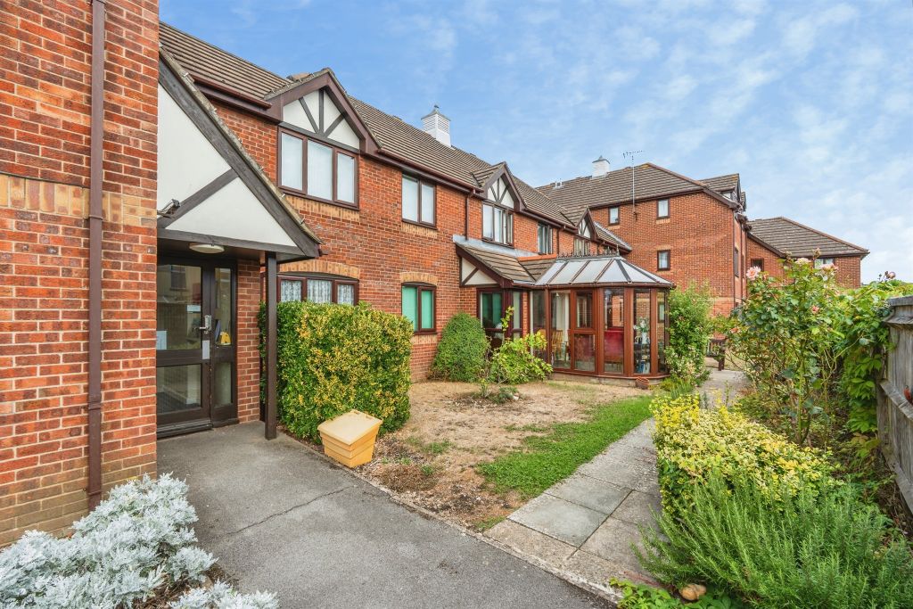 Property photo 1 of 13