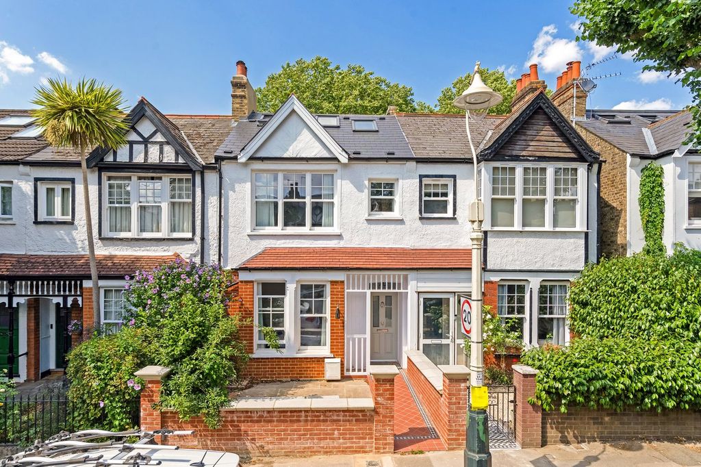 Property photo 1 of 17