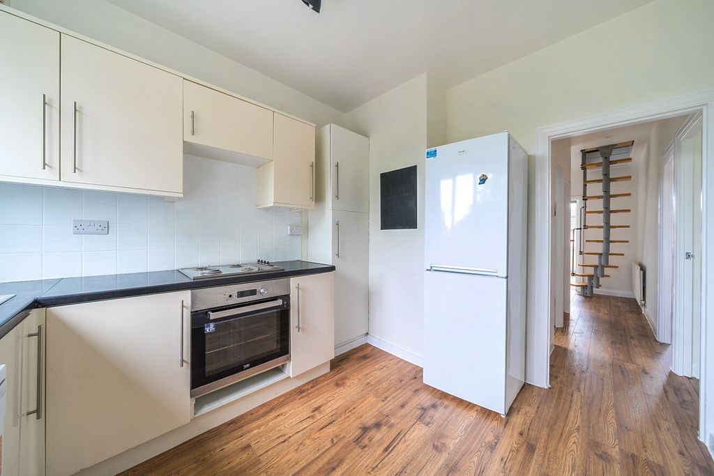Property photo 1 of 10 1465813-6-6A0c457...