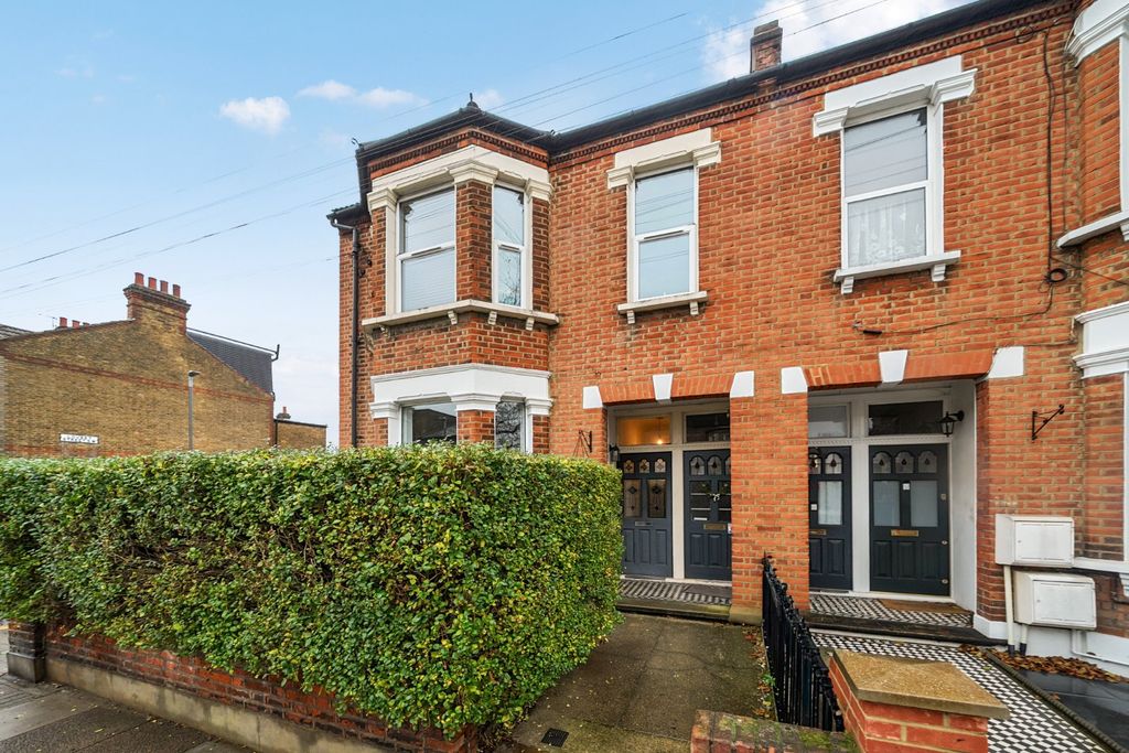 Property photo 1 of 10 Picture No. 05