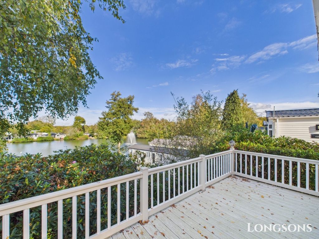 Property photo 3 of 20 Cam02173G0 Pr0279 Still071