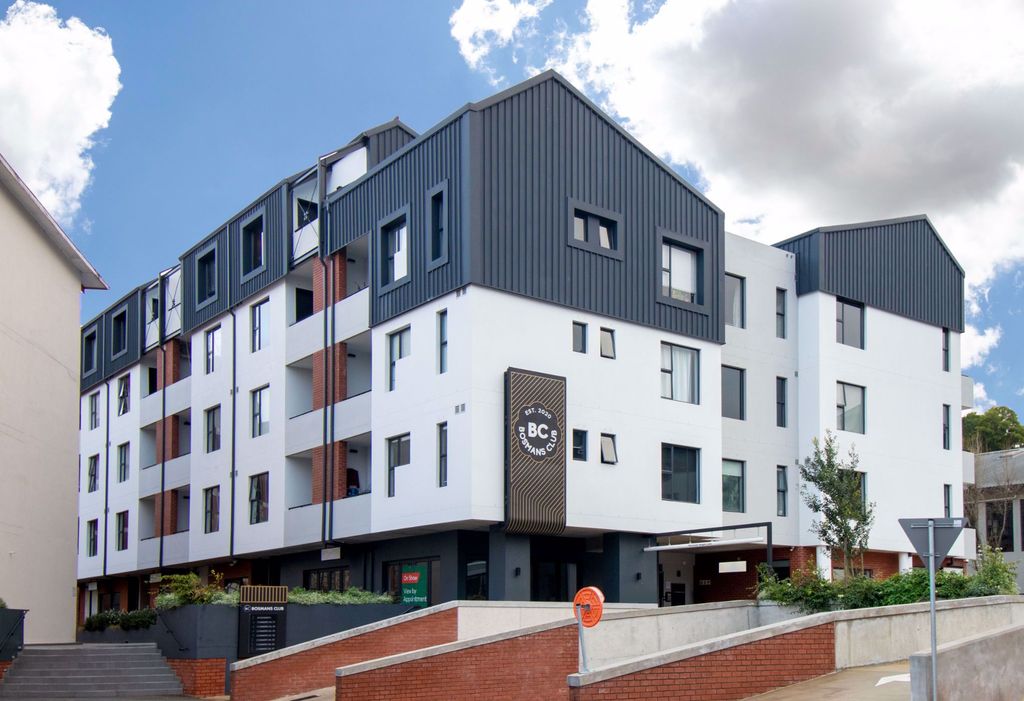 Property photo 3 of 21 St1719749