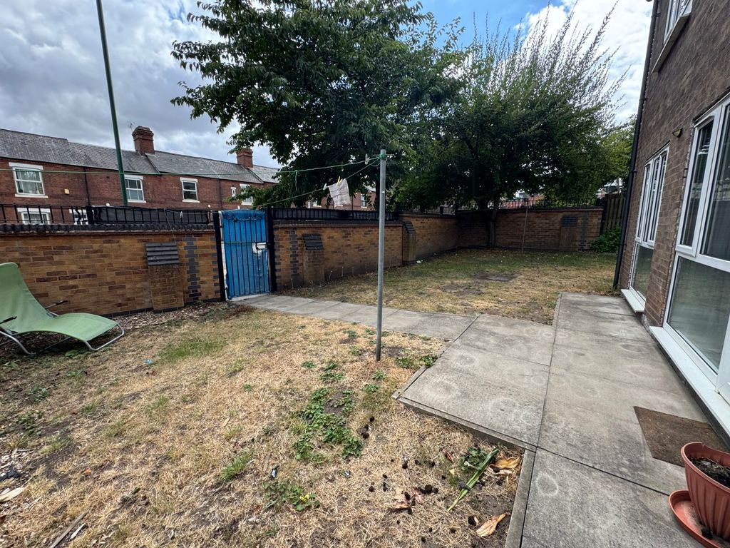 Property photo 3 of 11 Picture No. 09