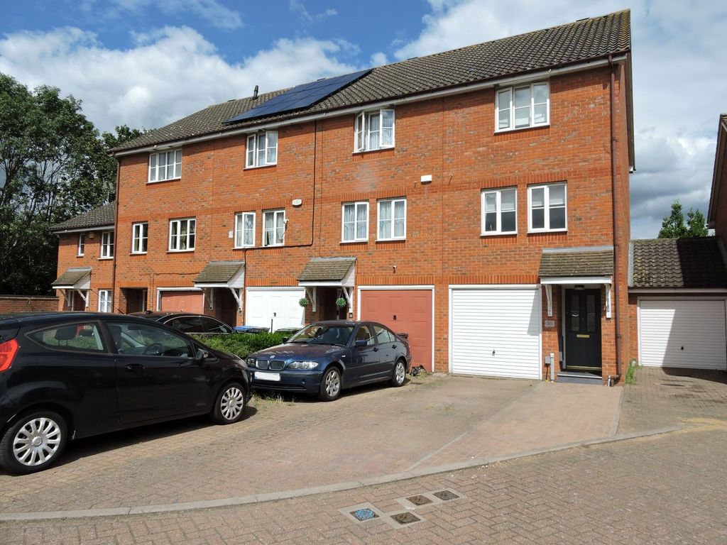Property photo 1 of 26