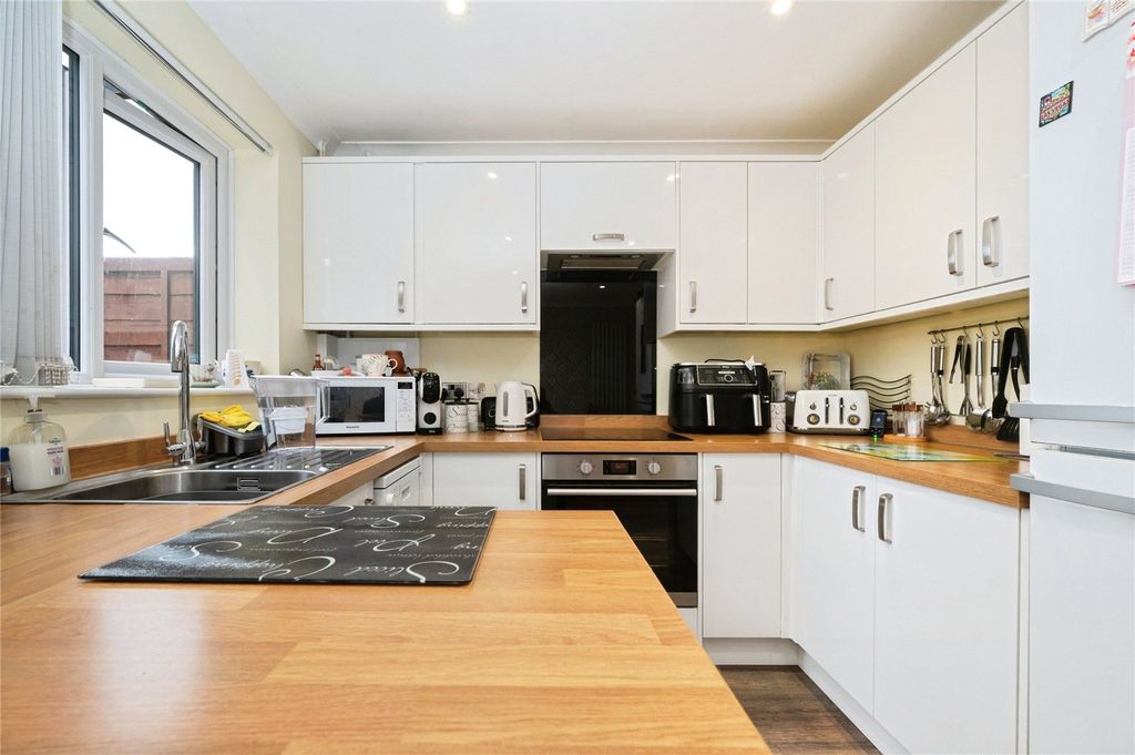 Property photo 3 of 10 Picture No. 55