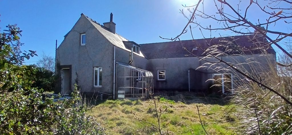 Property photo 3 of 19 3