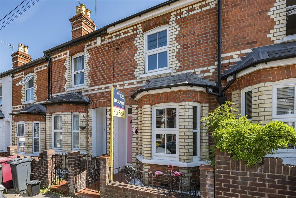 Property photo 1 of 17