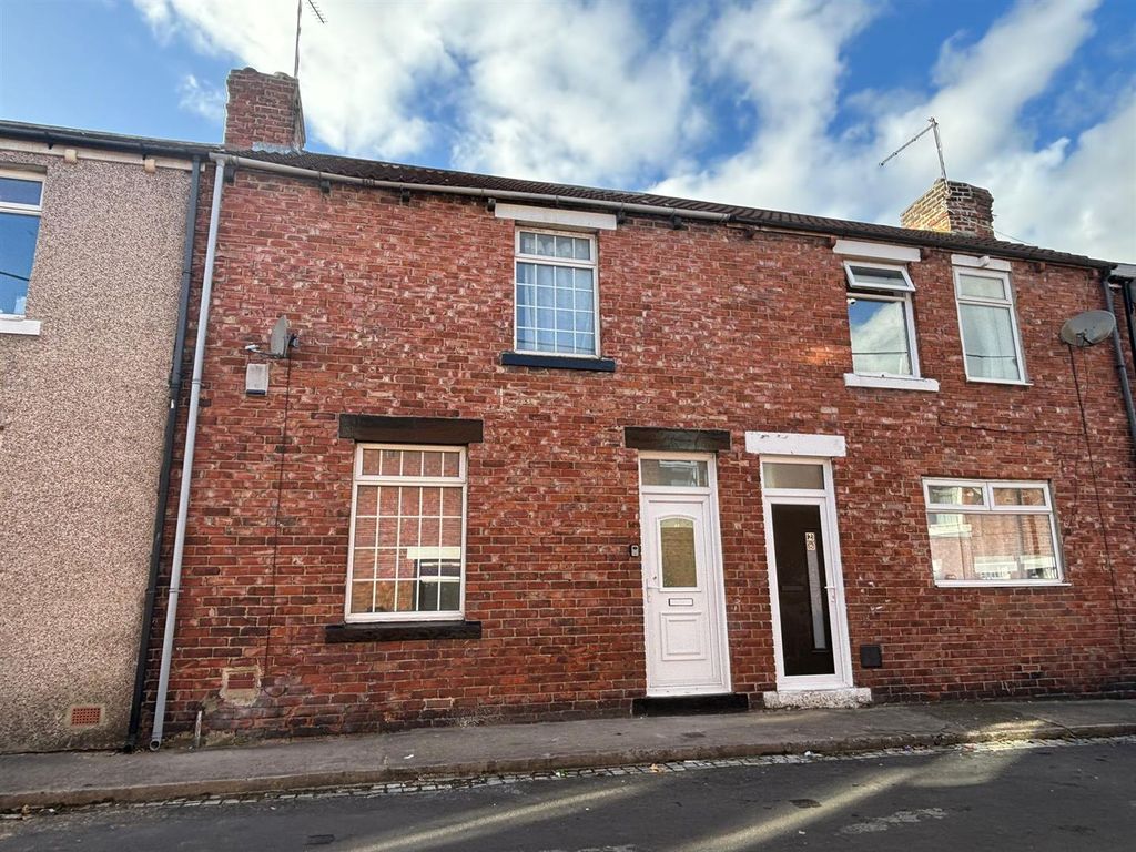 Property photo 1 of 8 Front