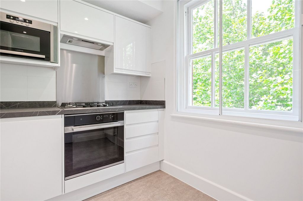 Property photo 2 of 13 Kitchen