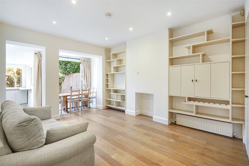 Property photo 2 of 15 Picture No. 02