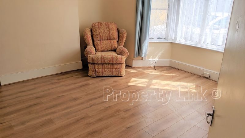 Property photo 2 of 18 Photo 26