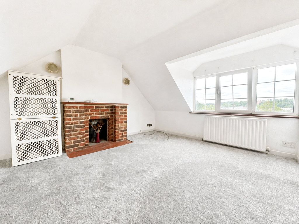 Property photo 2 of 8 Picture No. 04