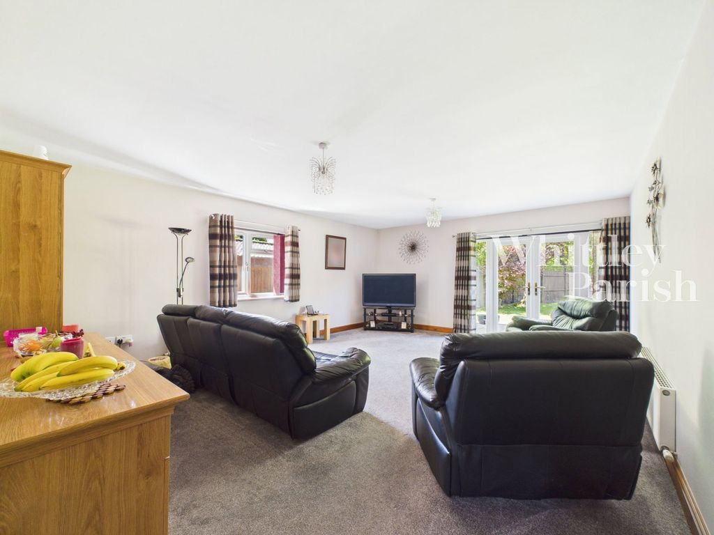 Property photo 2 of 19