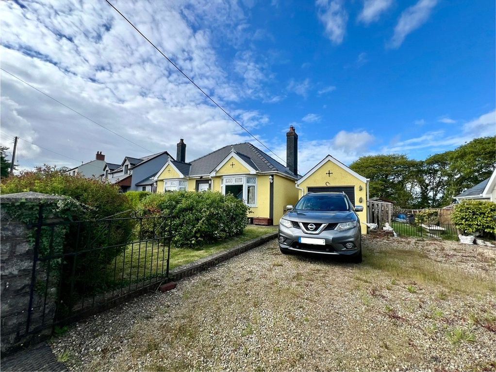 Property photo 2 of 17 Picture No. 04