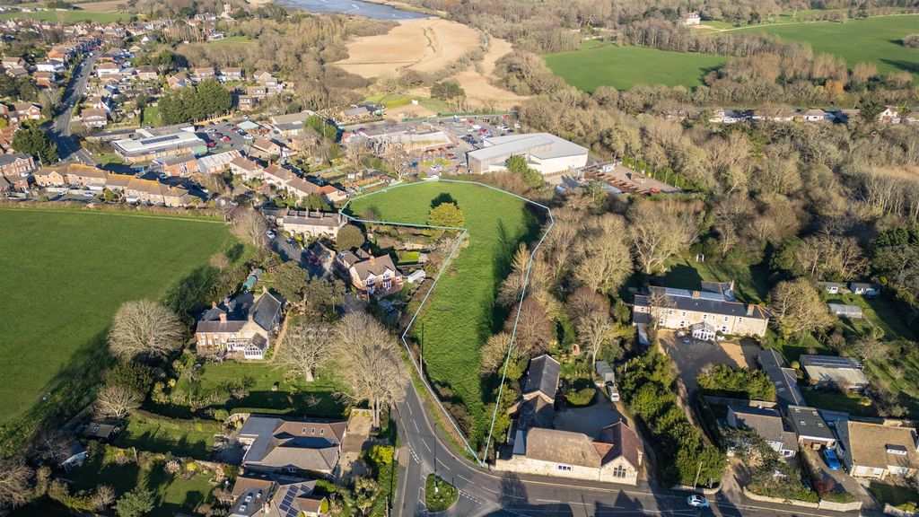 Property photo 1 of 4 Freshwater_Spence Willard.Jpg