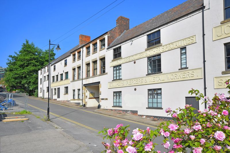 Property photo 2 of 15 Front External