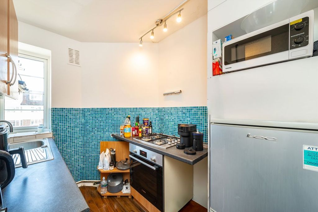 Property photo 3 of 4