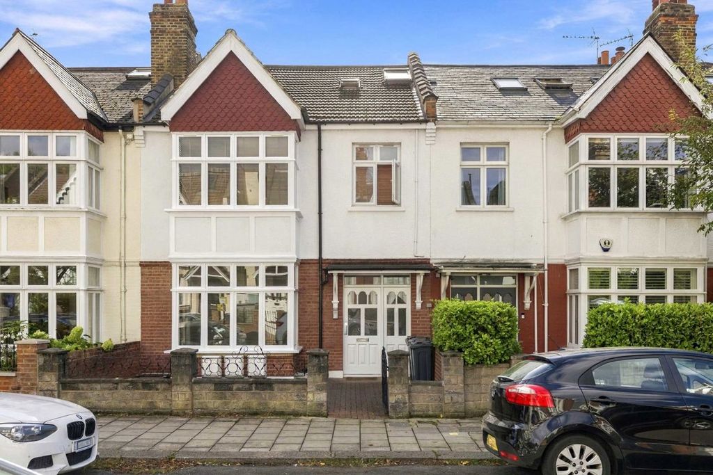 Property photo 1 of 6