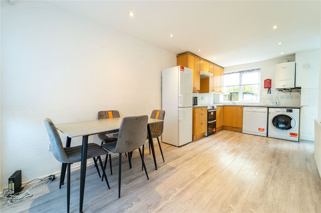 Property photo 3 of 23 Picture No. 03