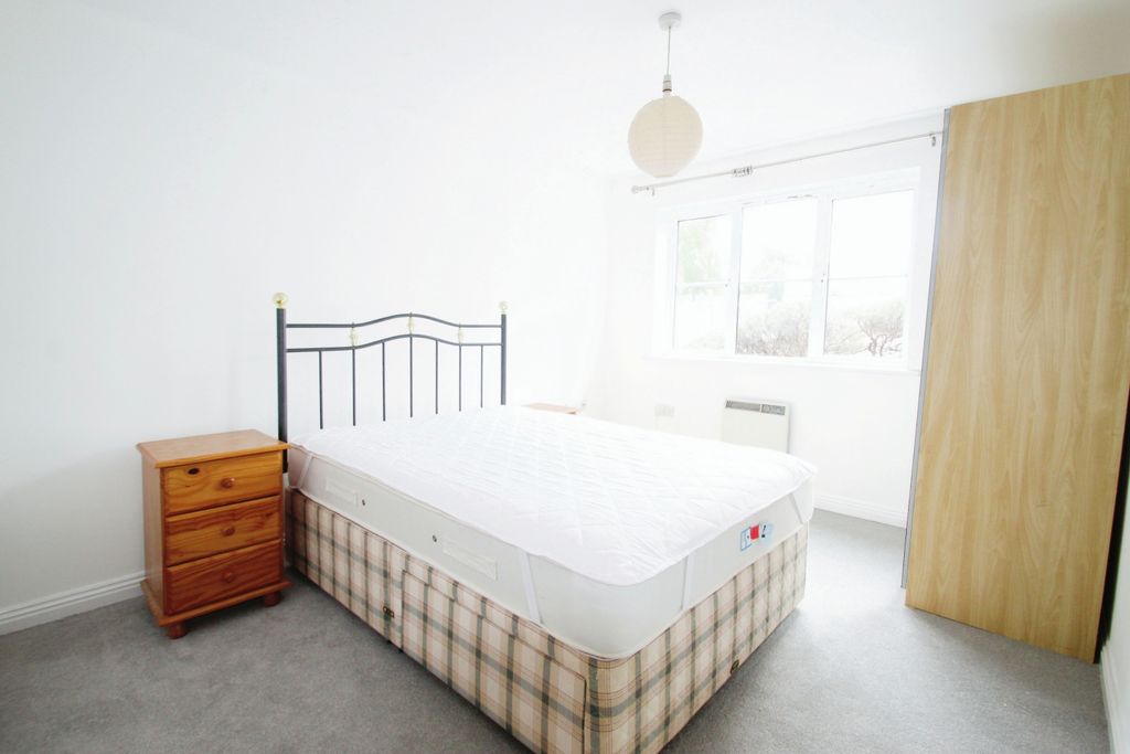 Property photo 3 of 9 90E9Bfe2-Img_3156