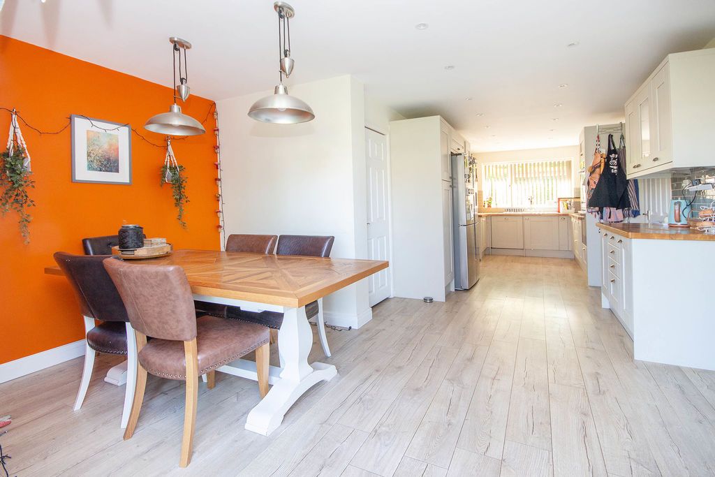 Property photo 3 of 24 Kitchen-Diner