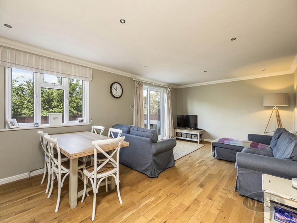 Property photo 3 of 15