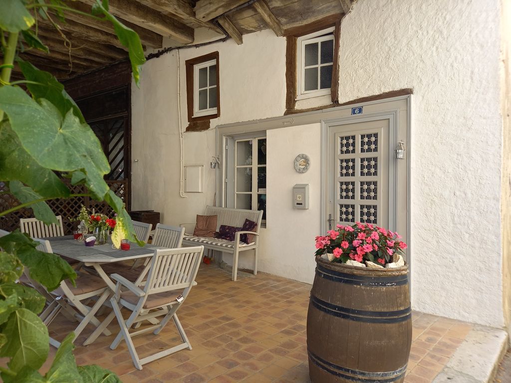 Property photo 3 of 13