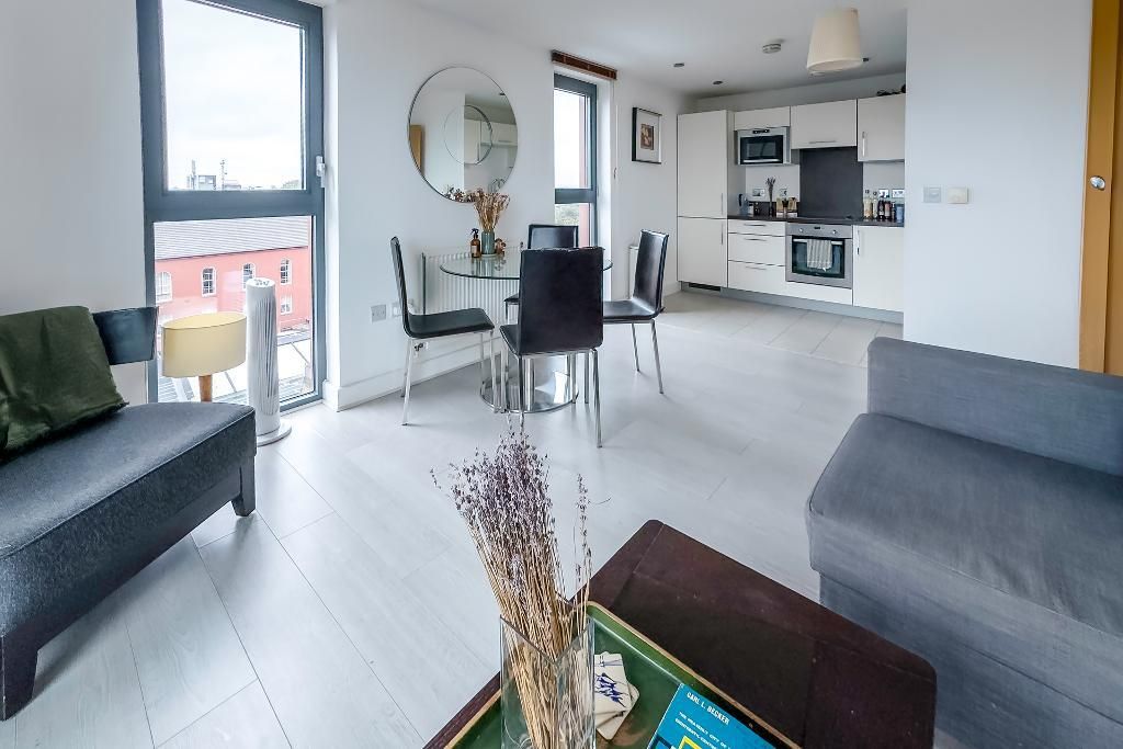 Property photo 3 of 10 Photo 3