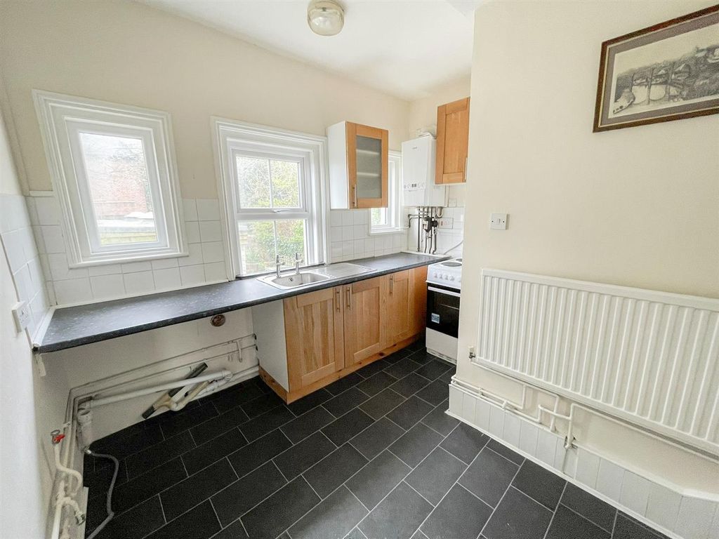 Property photo 2 of 14 3-Kitchen.Jpg