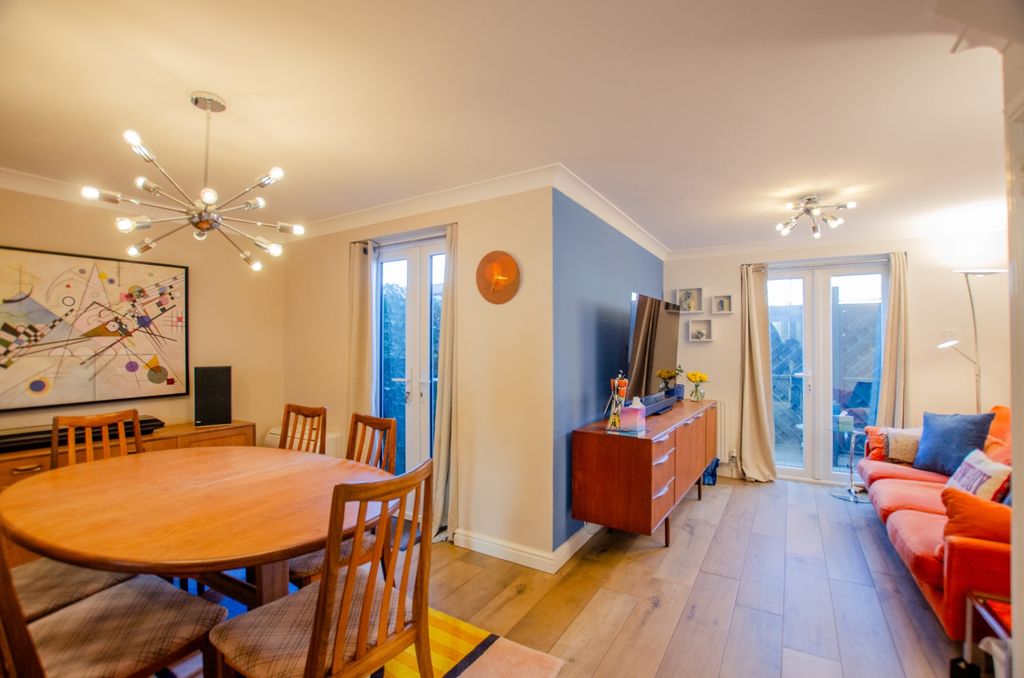 Property photo 3 of 12 To Book A Viewing Call Tps Lostwithiel On 01208 87