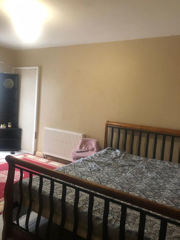 Property photo 1 of 4