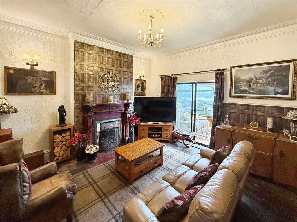 Property photo 2 of 18 Living Room