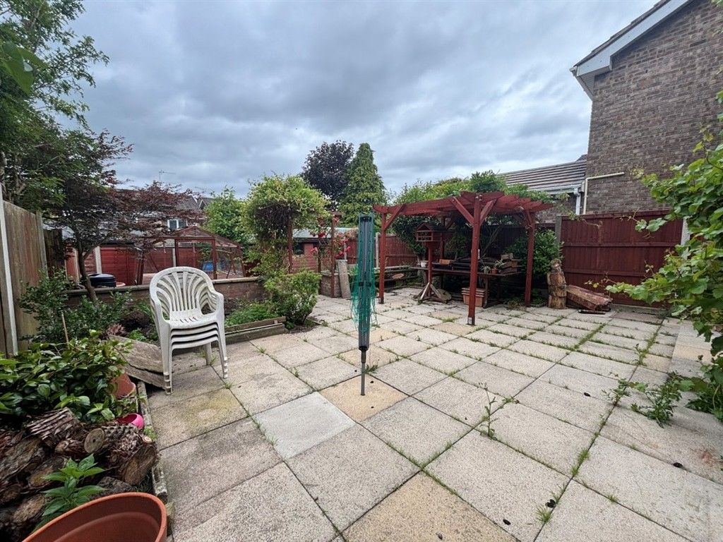 Property photo 3 of 12