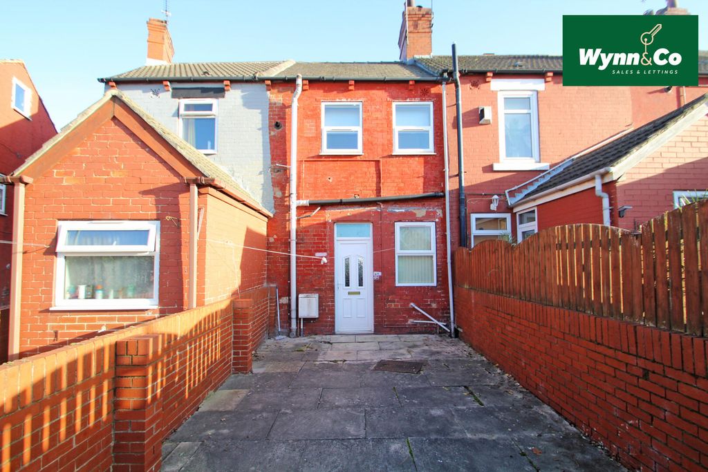 Property photo 1 of 12 Rear Garden