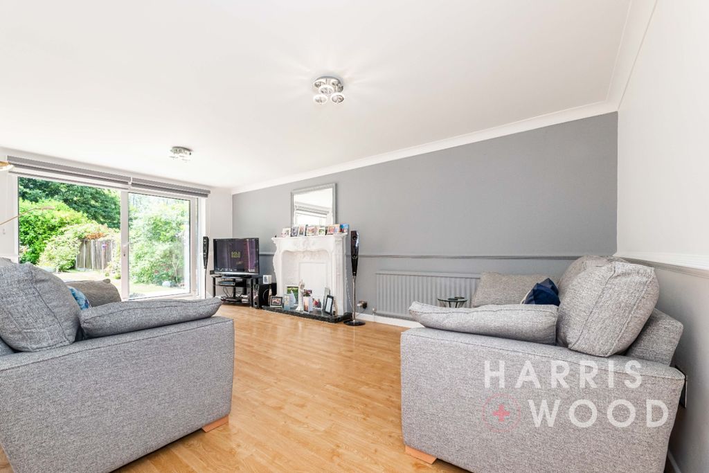 Property photo 3 of 36 4305185