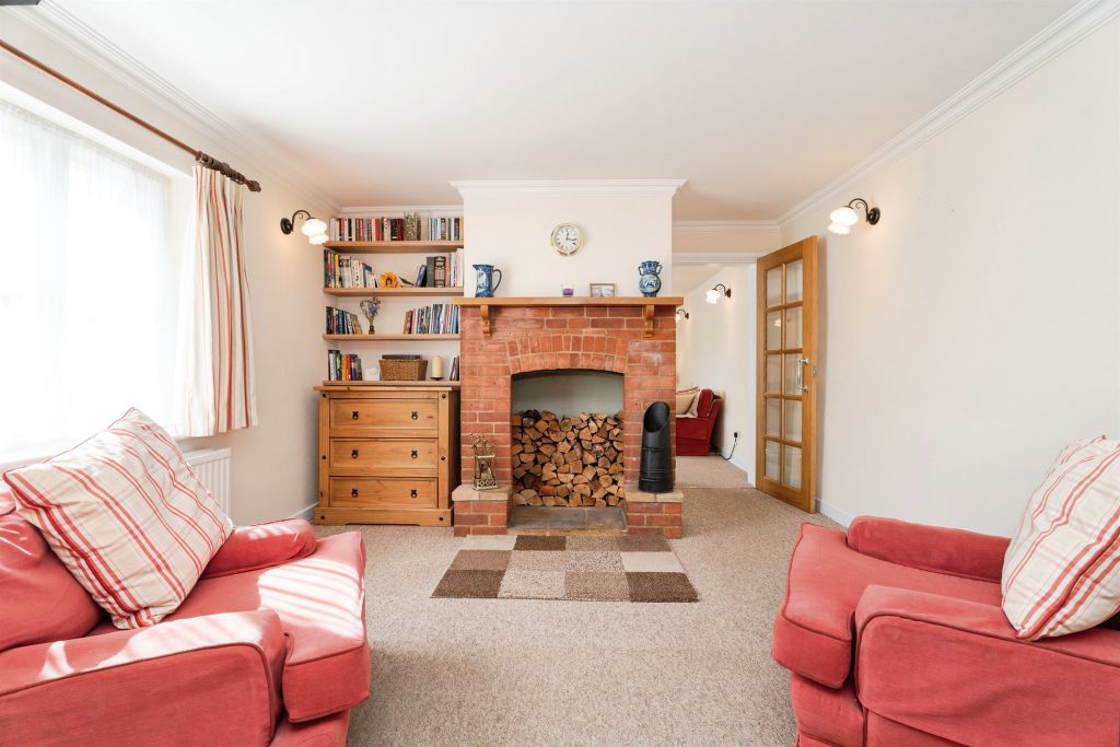 Property photo 2 of 24