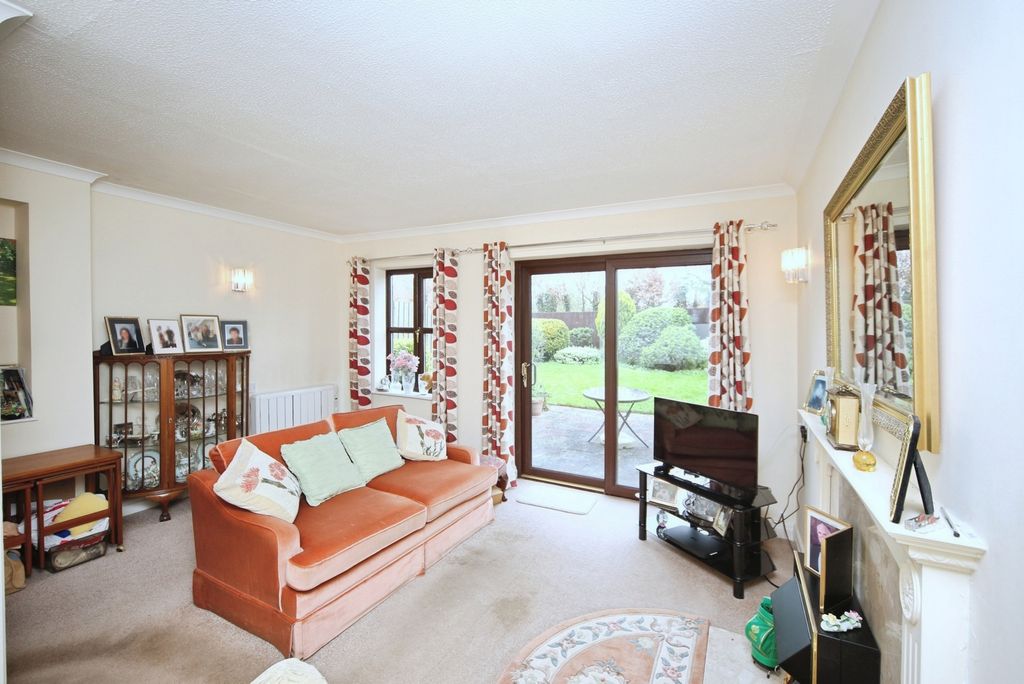 Property photo 3 of 15 Pbox-Img.Jpg