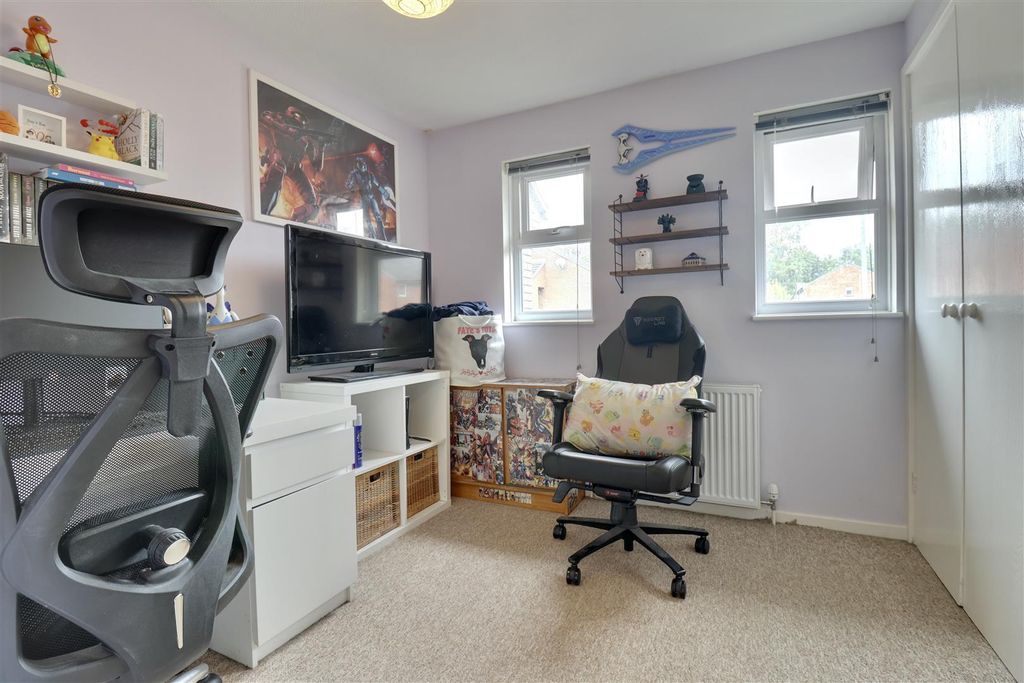 Property photo 1 of 12 4552A035-A32E-4334-Bf1A-B92C4De2Fce3_1_201_A.Jpeg