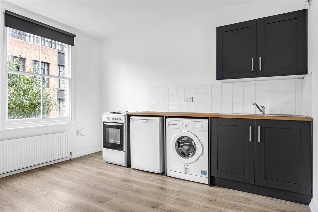 Property photo 3 of 13 Kitchen