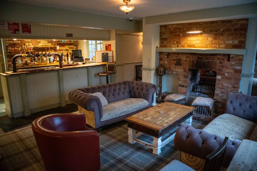 Property photo 2 of 13