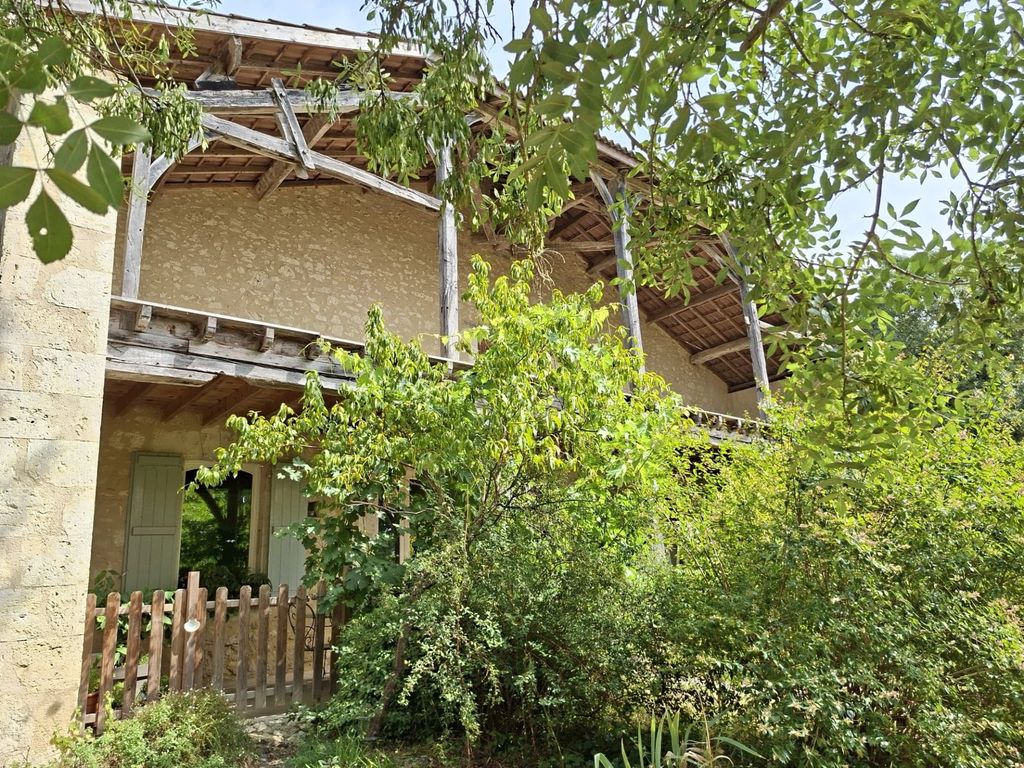 Property photo 3 of 31 00A7325189Fdce18F0Adabd4673F083A_c85A60c4d9_2000-Big