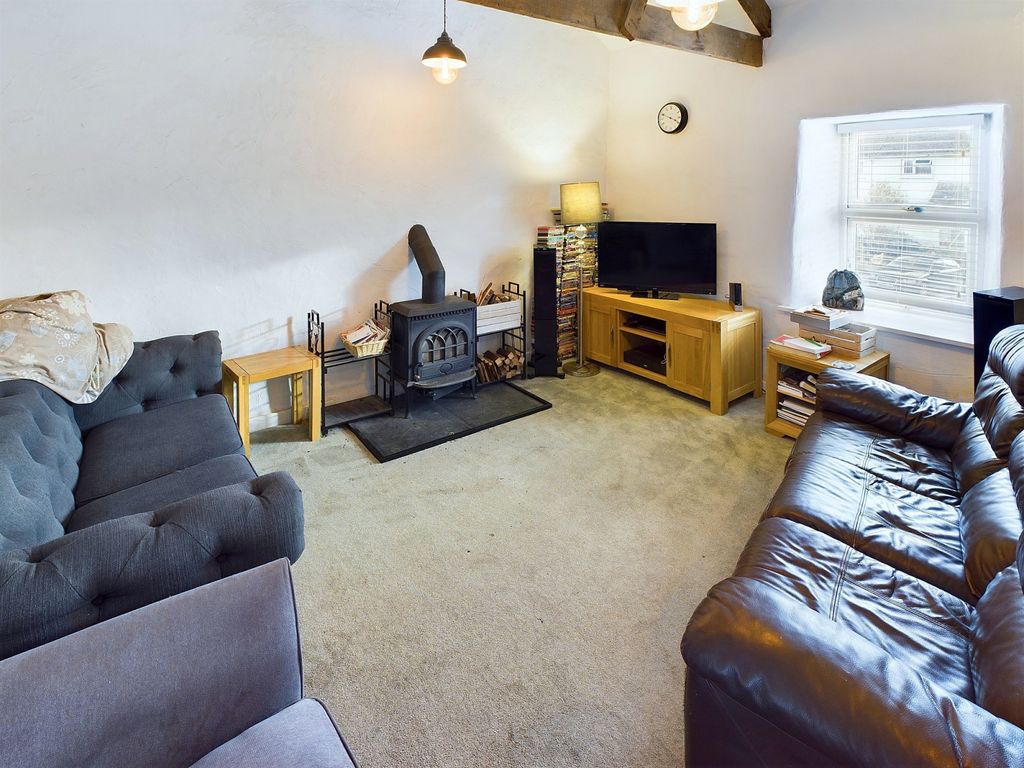 Property photo 2 of 9 Gallery