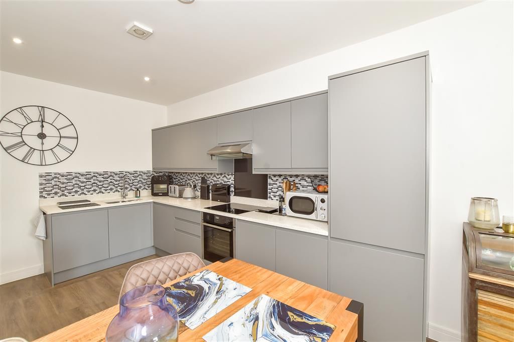 Property photo 2 of 12 Lounge/ Kitchen