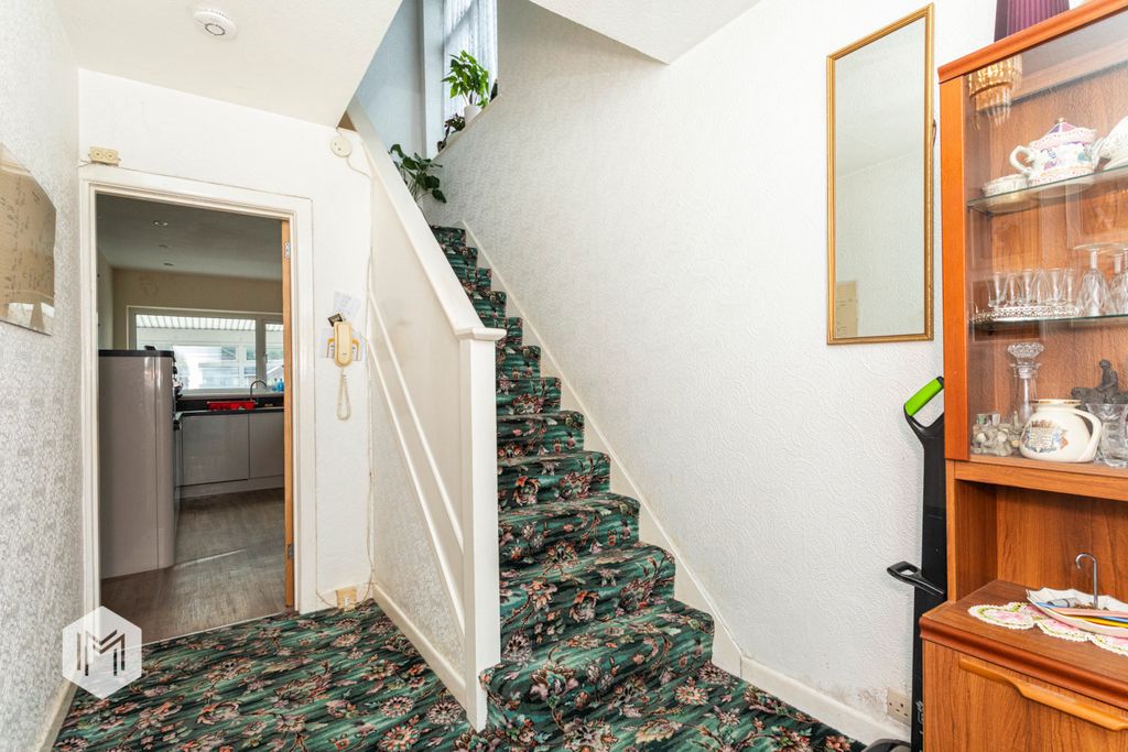 Property photo 2 of 28 Picture No. 29