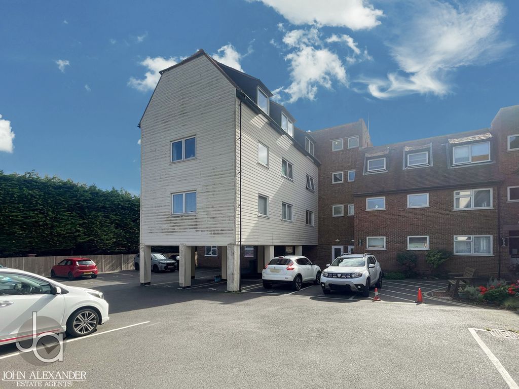 Property photo 1 of 5 Photo-2025-09-18-16-58-48 (4)