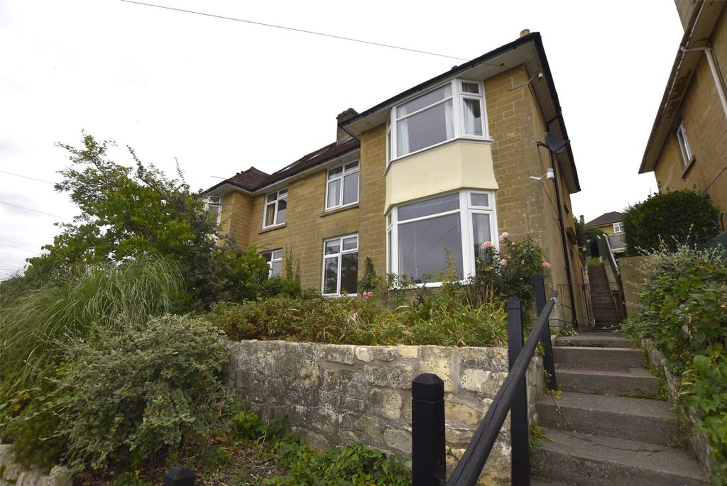 Property photo 1 of 21 External