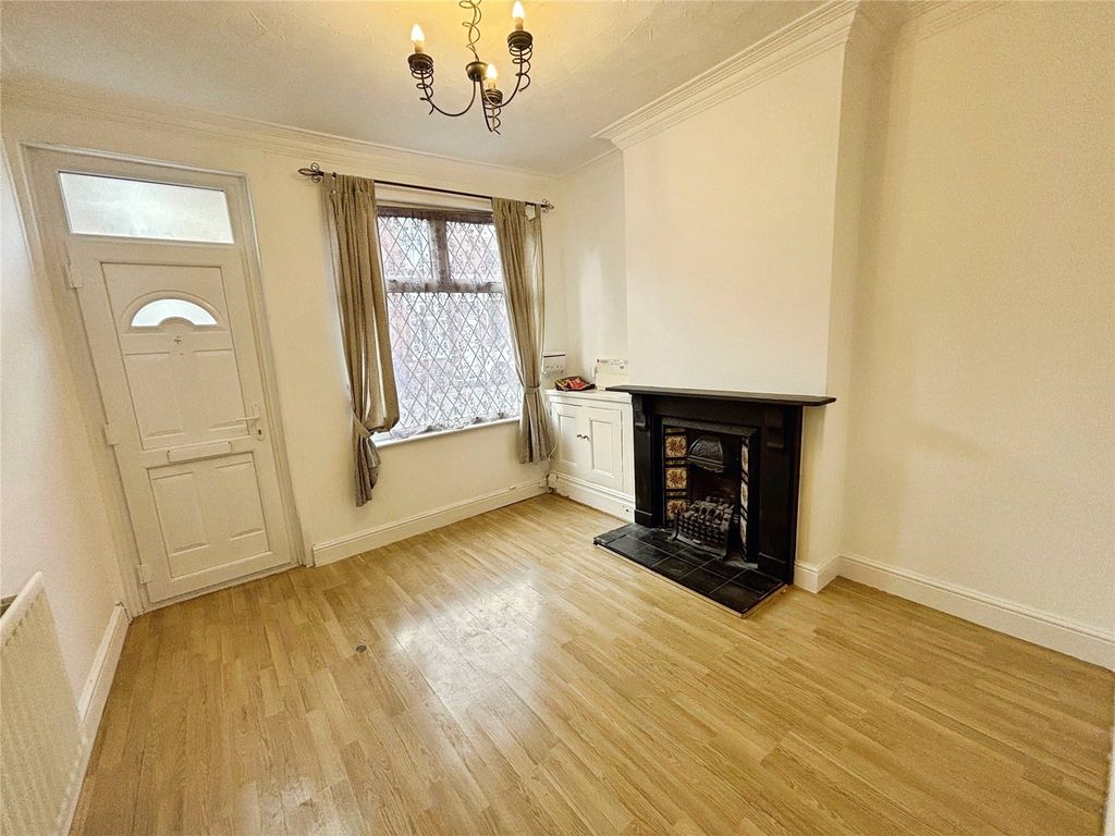 Property photo 2 of 10 Reception Room