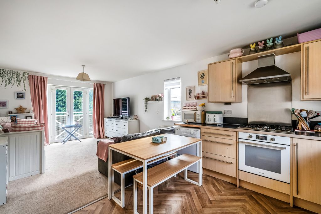 Property photo 3 of 13 5