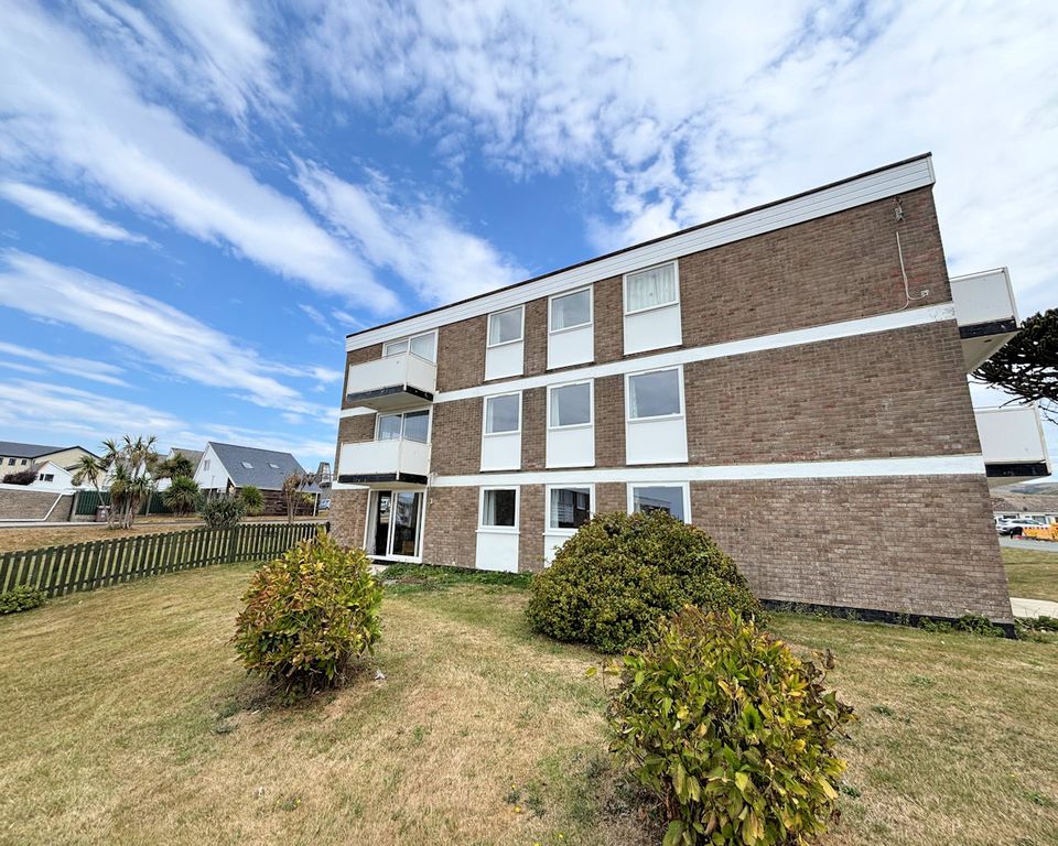 Property photo 2 of 30